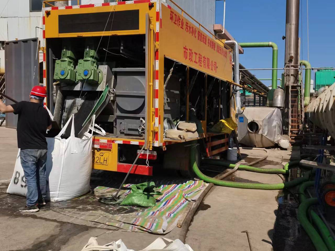 肥东淤泥压干处理